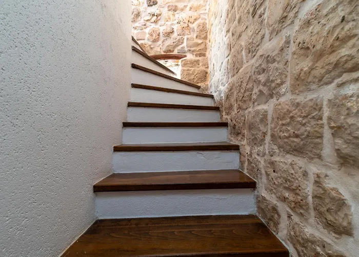 Manero Trogir